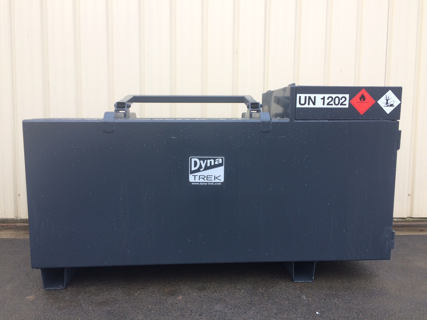 Cuve forestière GNR DYNA TREK 900 litres